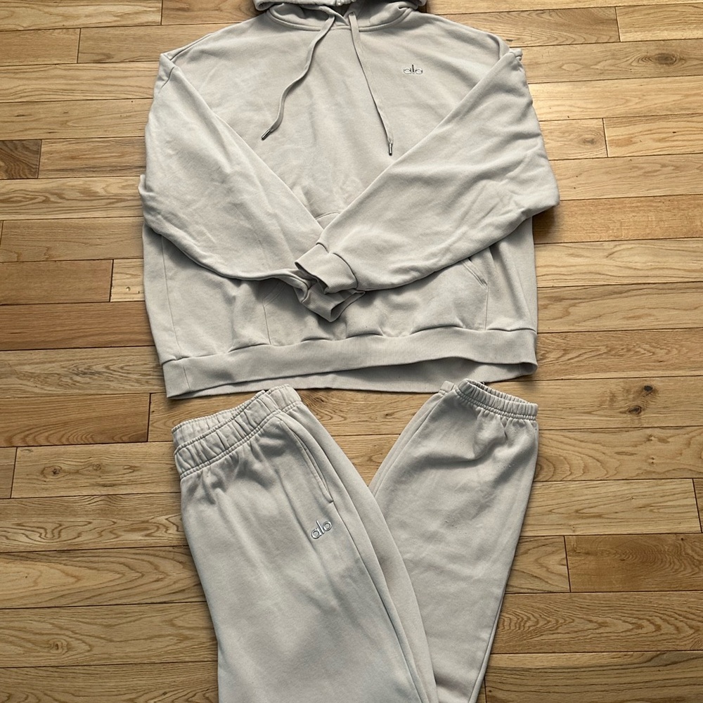 Alo Cream Hoodie and Sweatpants Set